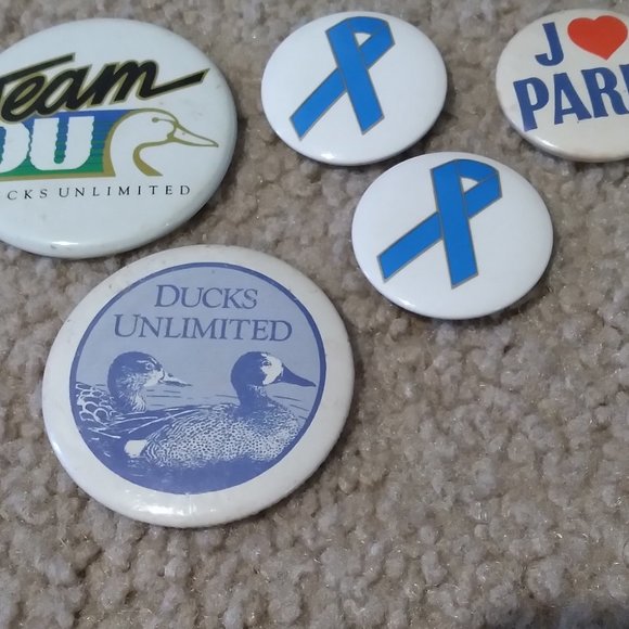 Buttons - Picture 3 of 3